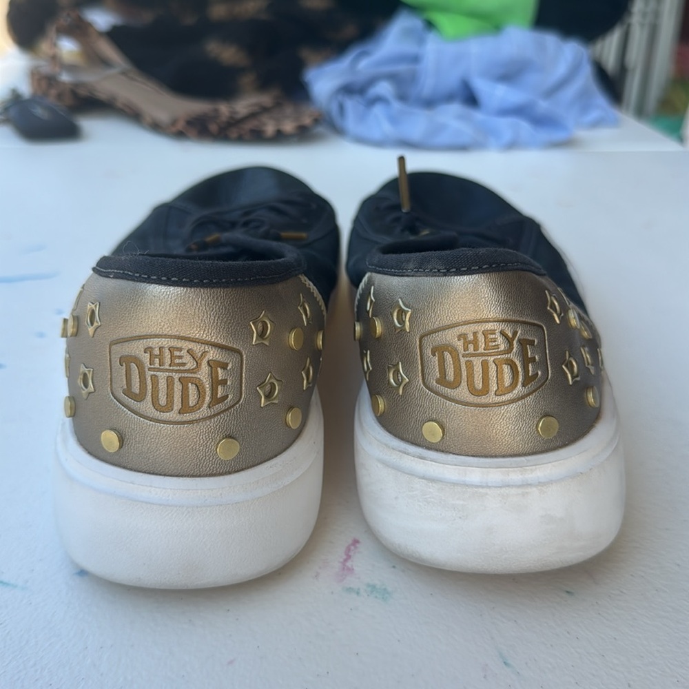 Hey Dude Women’s Black Shoes Size 8